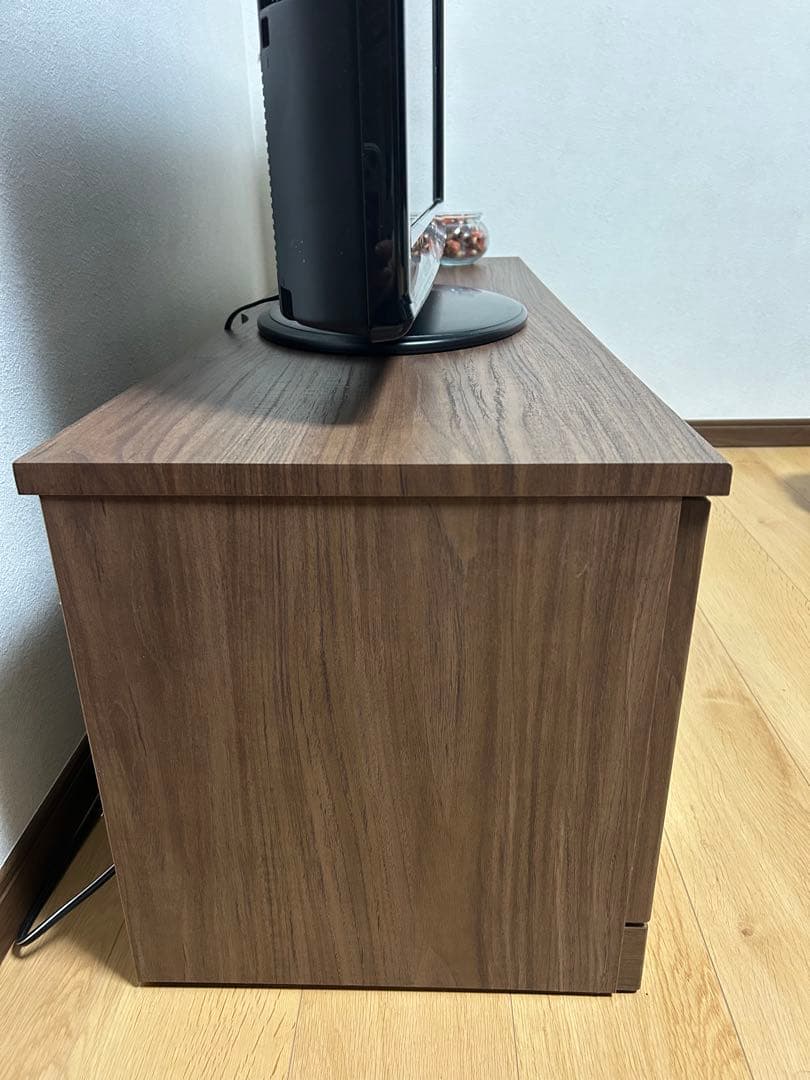 引越し、異動の時期に【NITORIニトリ】ブラウン木製テレビ台 ガラス扉収納付き