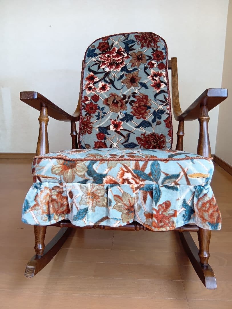 ロッキングチェア　１脚