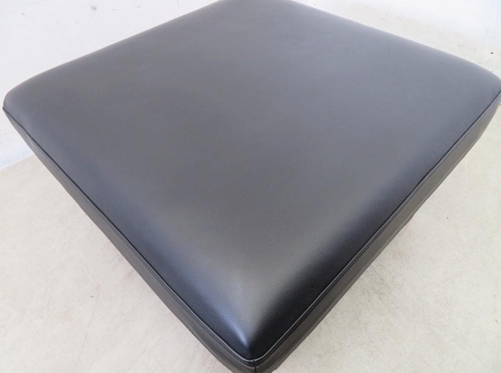 展示品□MASTERWAL/マスターウォール□20.3万□オットマン□北欧モダン