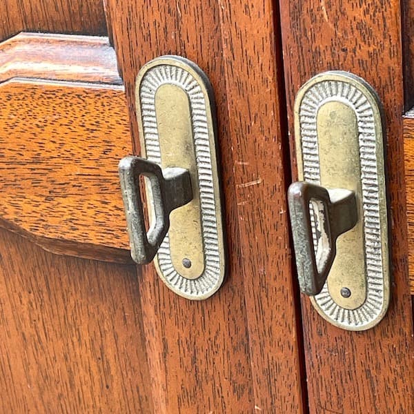 ドレクセルヘリテイジ　トライユン　ホールチェスト　サイドボード