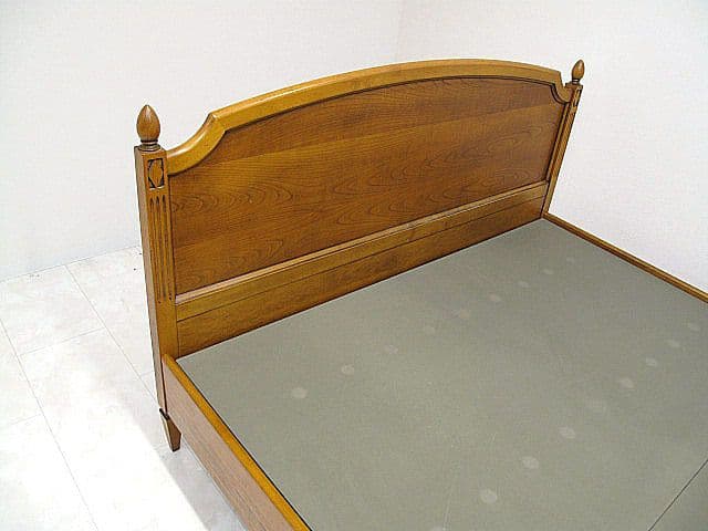 イタリア セルバ VillaBorghese クイーンサイズベッドフレーム40万