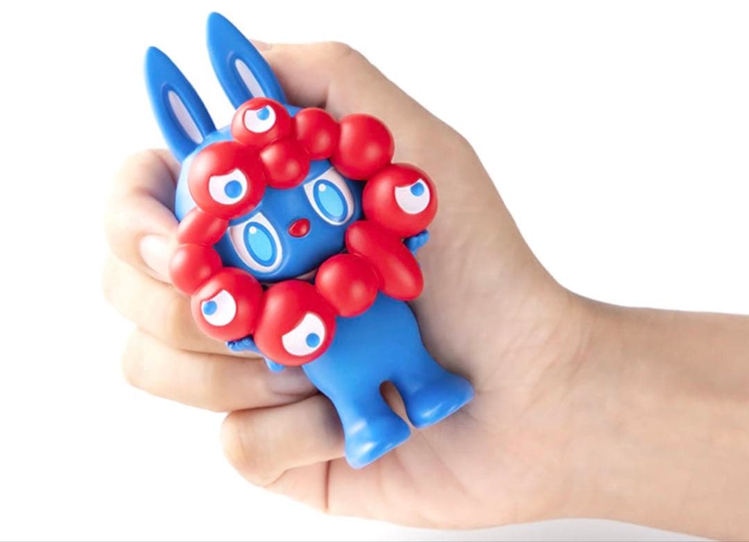 【新品未開封】ラブブ ミャクミャク 大阪万博限定 ストラップ付きフィギュア