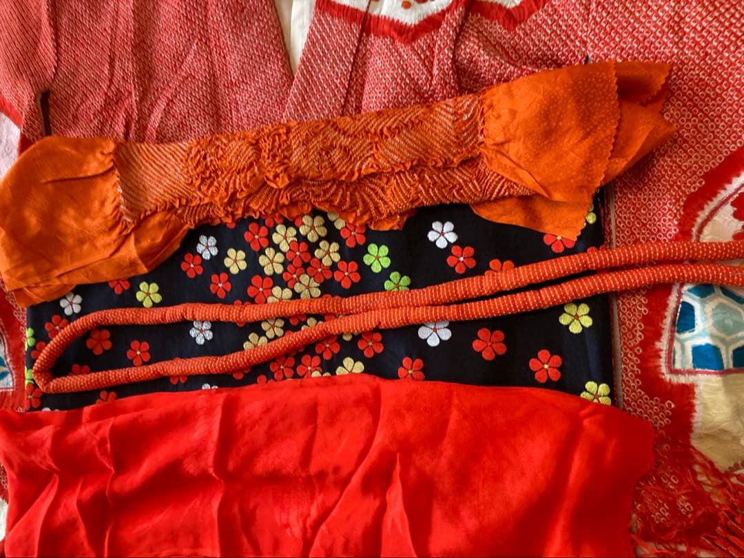アンティーク総絞り金糸振袖　七五三　7歳着物帯小物セット　卒業式　袴　十三参り