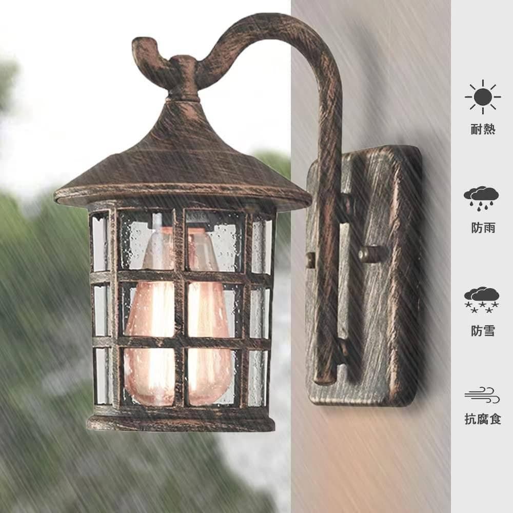 アンティーク調のブラケットライト