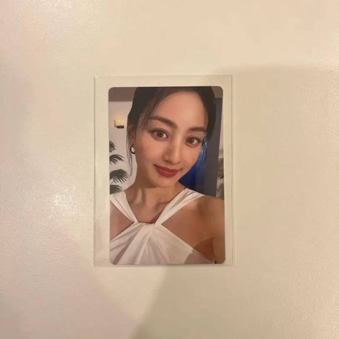 TWICE ジヒョ】READY TO BE SPECIAL アプグレ特典 - メルカリ