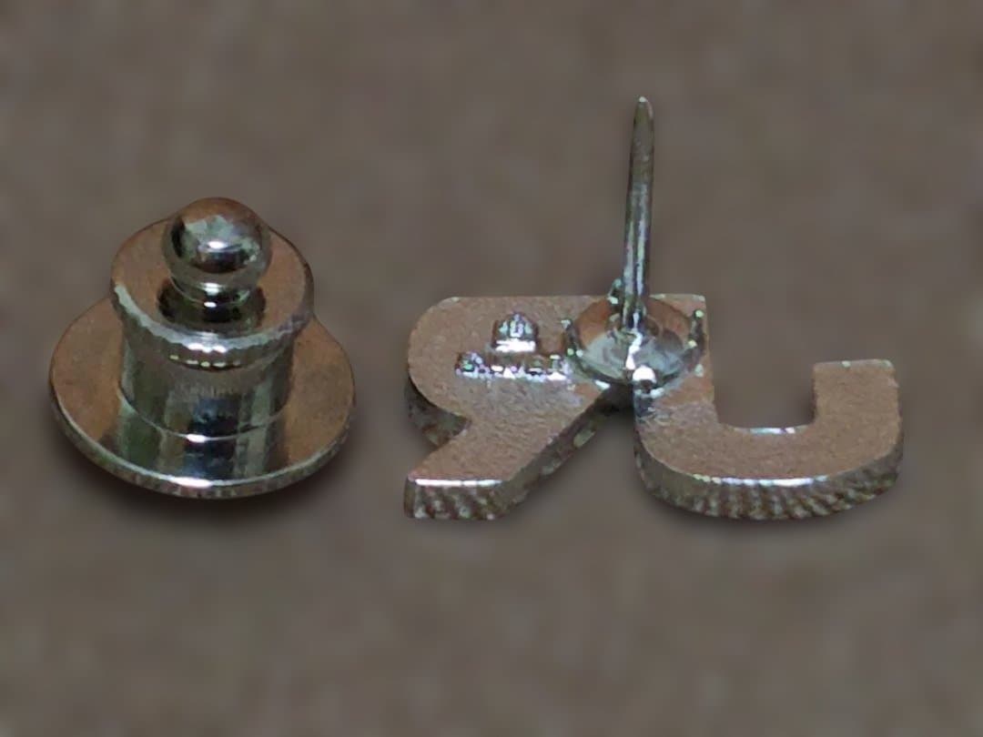 新品未使用 JR西日本 西日本旅客鉄道株式会社 純銀製襟章徽章社章 サボ