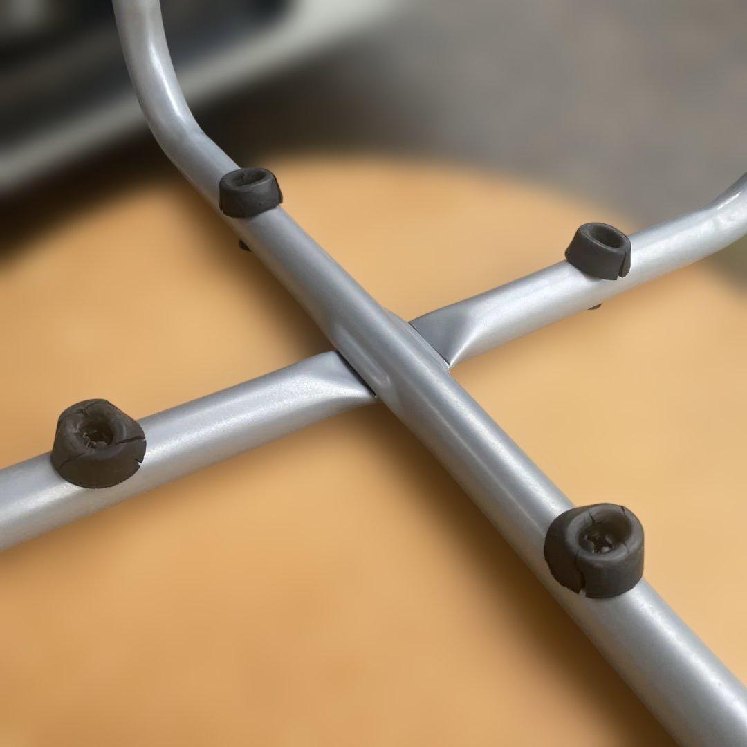 木製座面円形スツール 大量　まとめ　スタッキング可能　丸椅子　スチール　シンプル