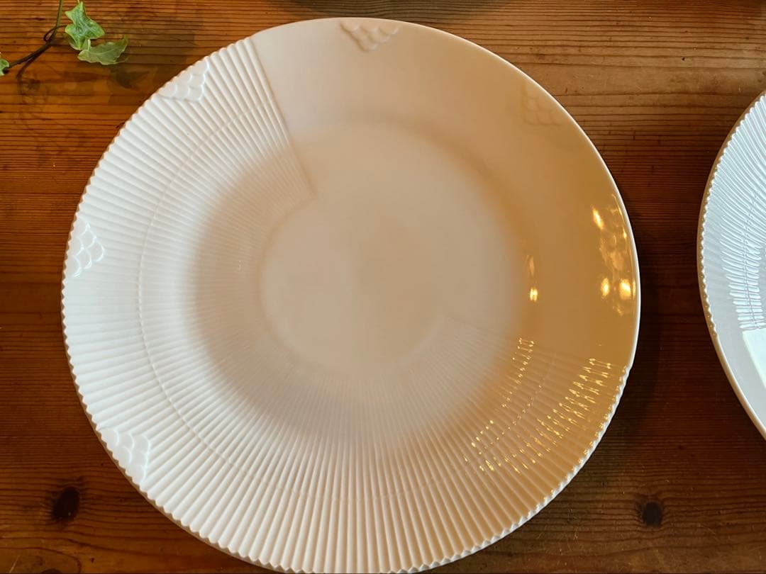 ロイヤルコペンハーゲン　ホワイトエレメンツ　29.5プレート×4