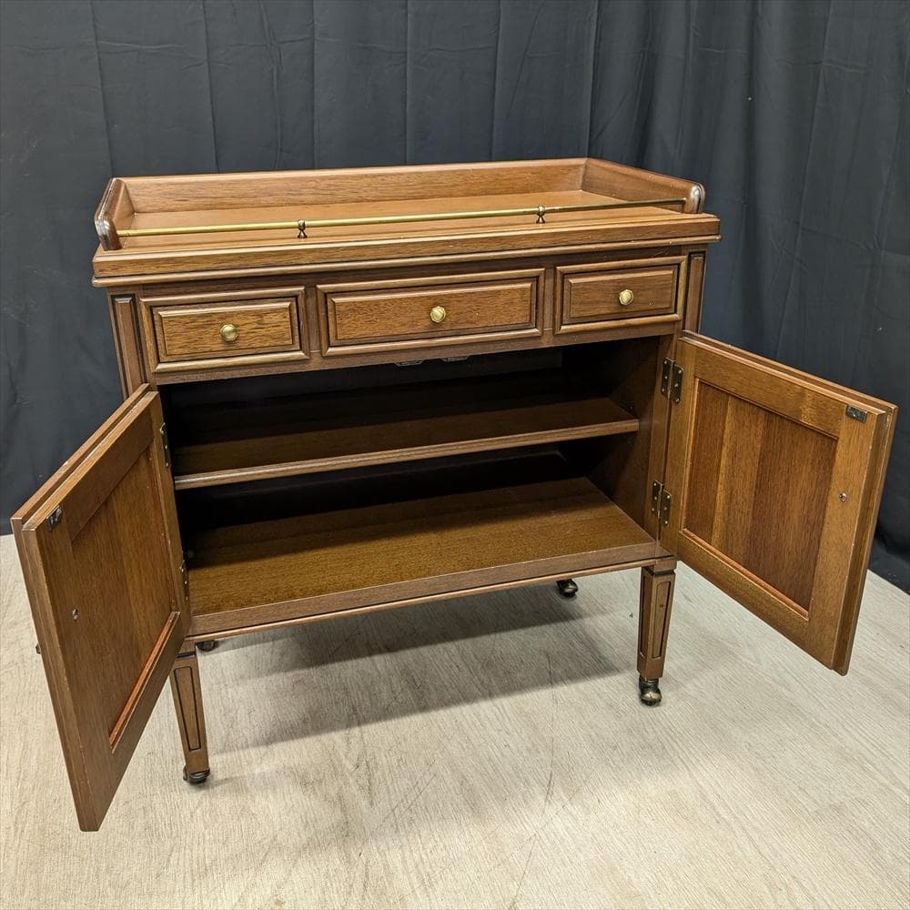 マルニ　ロイヤル　地中海　キャビネット　ワゴン　サイドボード　コンソール　飾り棚