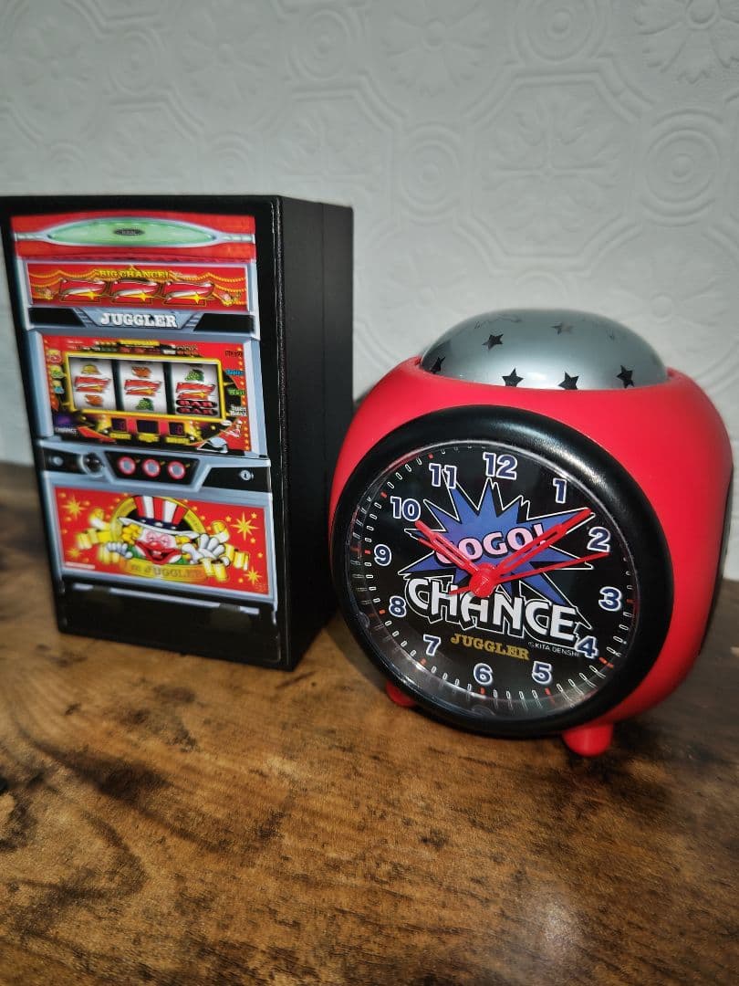 ジャグラー 目覚まし時計 プロジェクターサウンドクロック 貯金箱