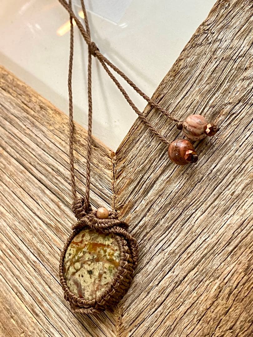 天然石マクラメネックレス/日々のお守りアクセサリー