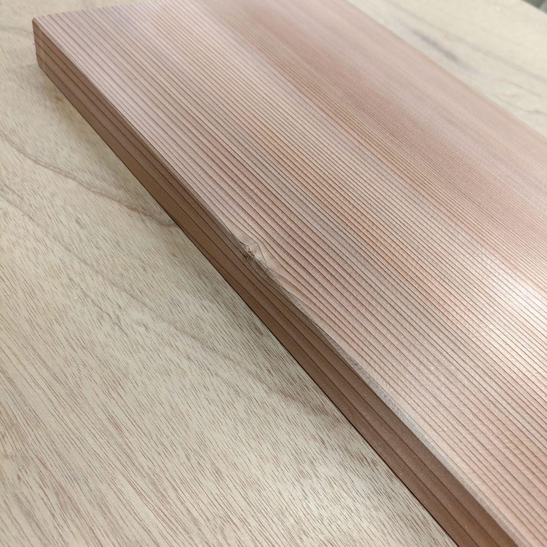まな板　木製まな板　柾目　杉赤　銘木　木材　釣り