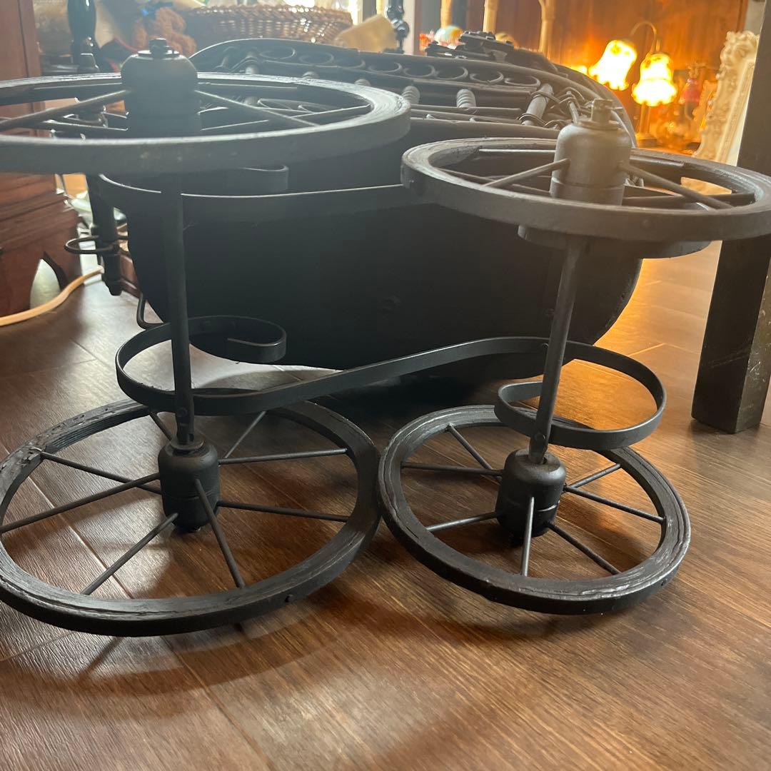 レトロなベビーカー