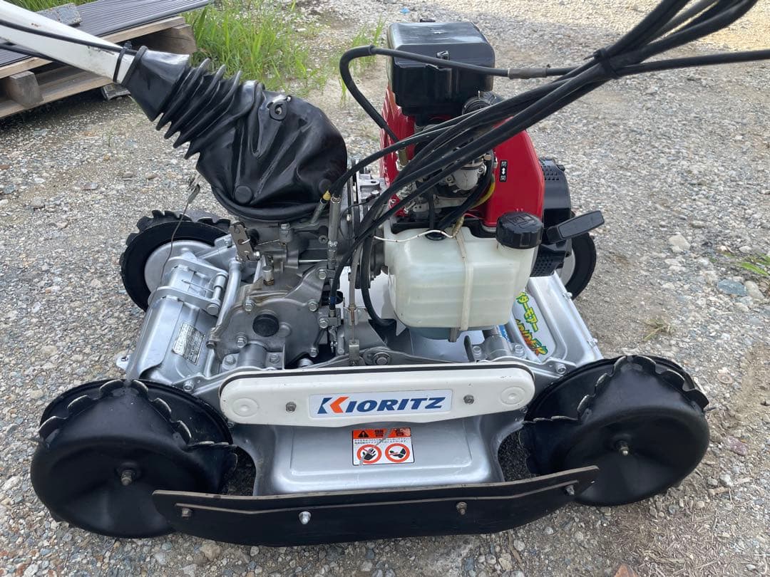 草刈り機　オーレックスパイダーモア　SP８５１A　４WD