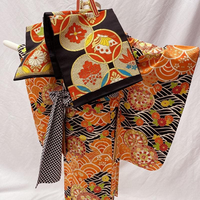 506ag61◎七五三 七歳 女児 セミアンティーク着物&袋帯 金彩 源氏車◎