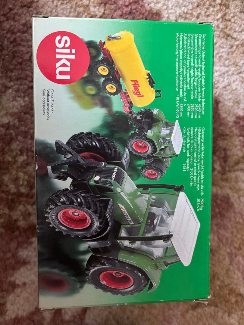 ミニカー SIKU Fendt 716 Vario 1:32