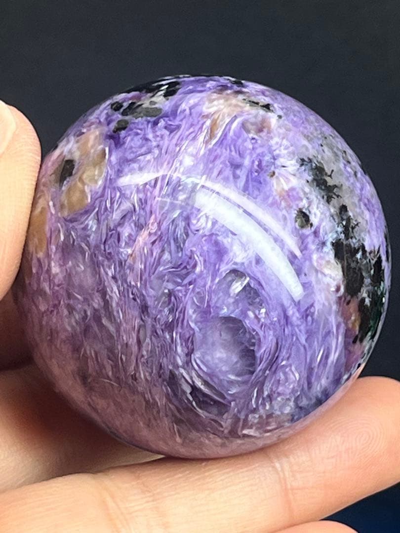 天然石　希少　チャロアイトスフィア　ピンクチャロアイト共生　台座付き⭐️2093