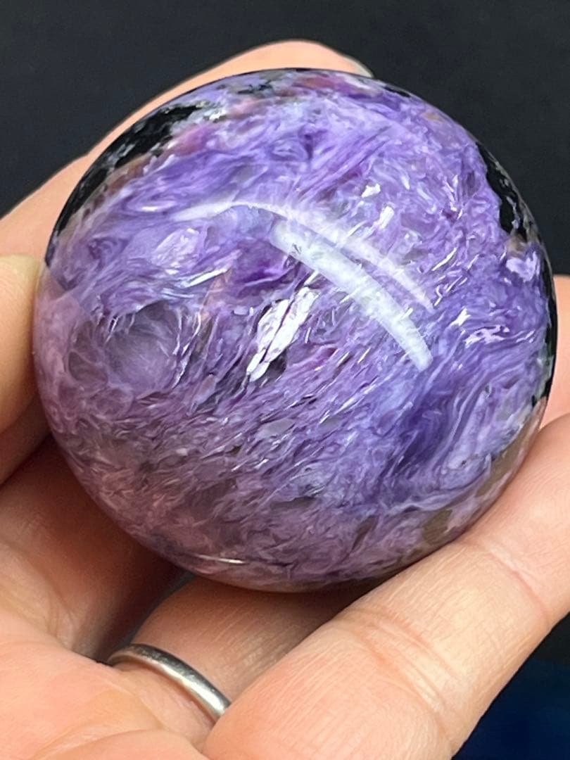 天然石　希少　チャロアイトスフィア　ピンクチャロアイト共生　台座付き⭐️2093