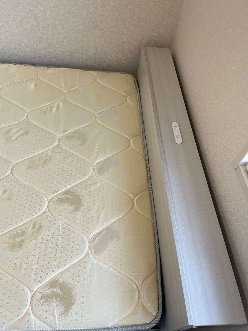 ベッド　フレーム　マットレス　セット