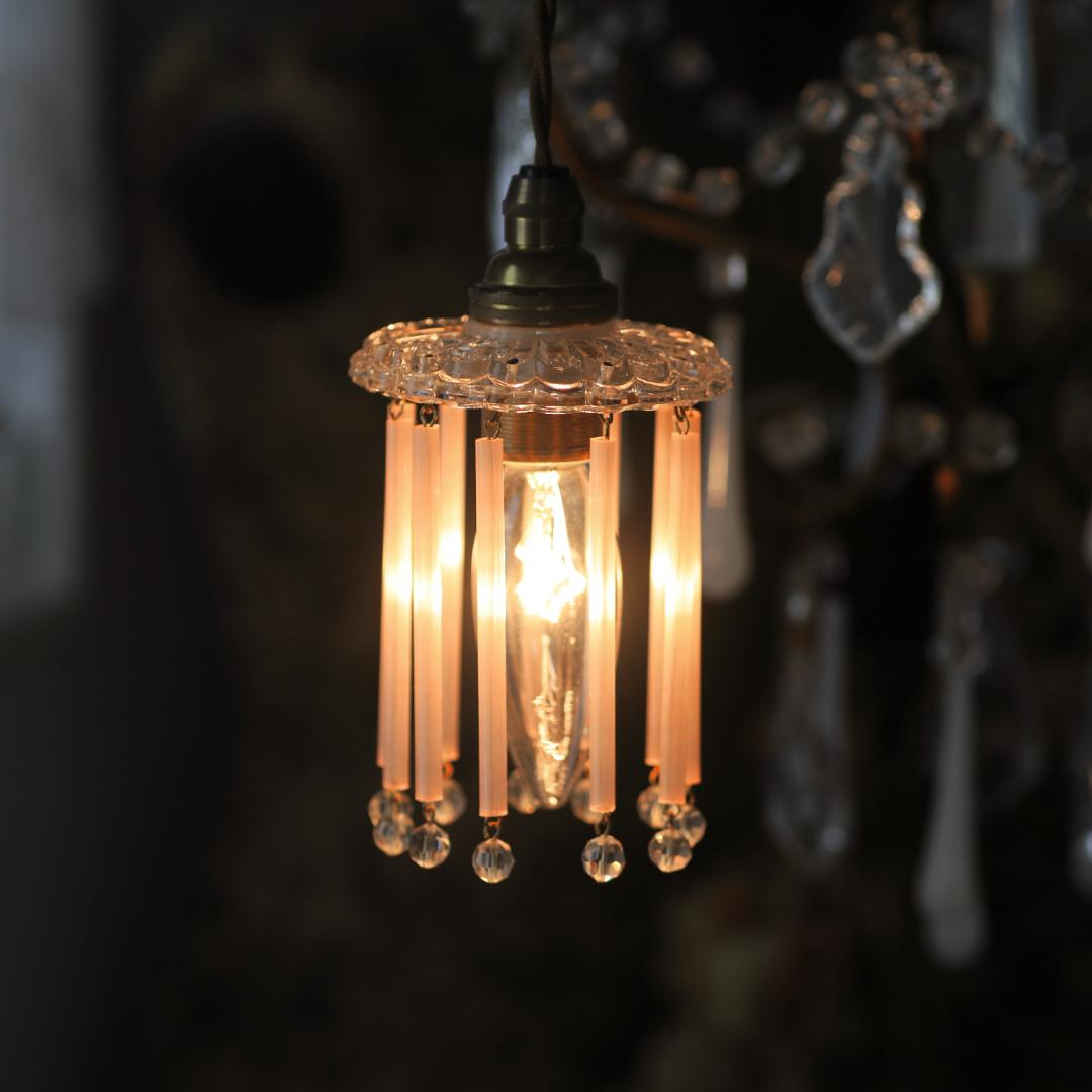 bフランスアンティーク　ピンクオパリンストロードロップミニシェード/シャンデリア