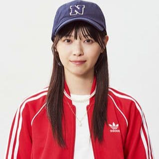 乃木坂 西野七瀬着用 アディダスオリジナルス SST TT ジャージ M