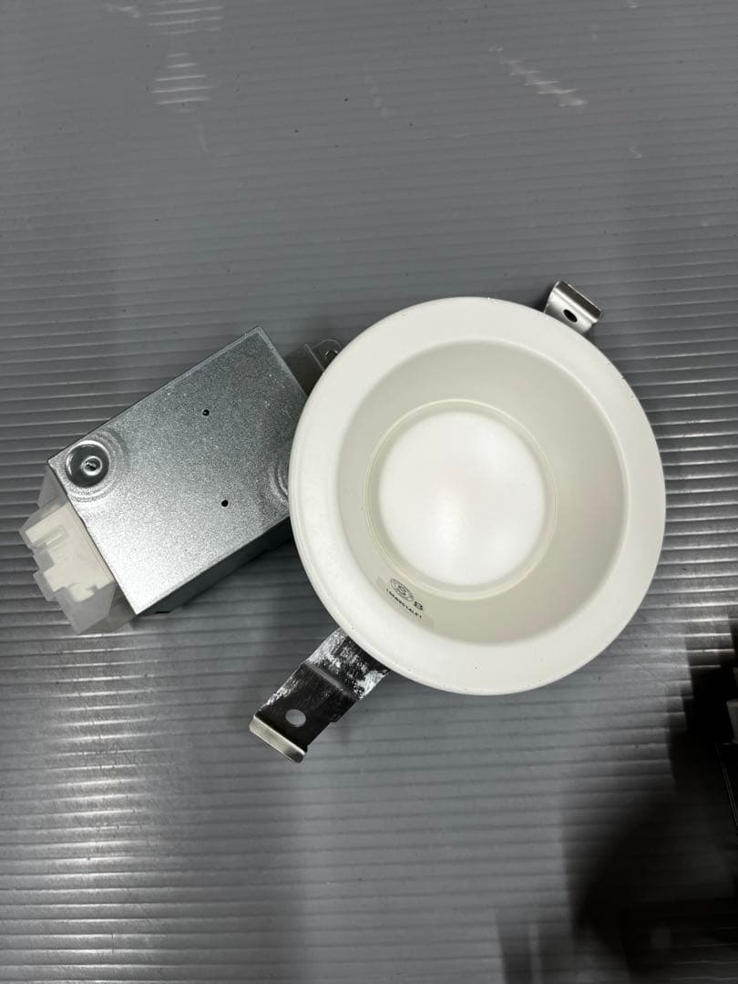 パナソニック LEDダウンライト 11個セット　電球色　おまけ？