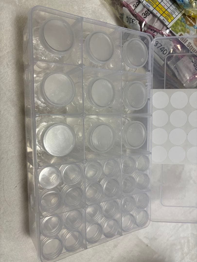 リカさん ダイヤモンドアート まとめて18個 ケース付き 訳あり