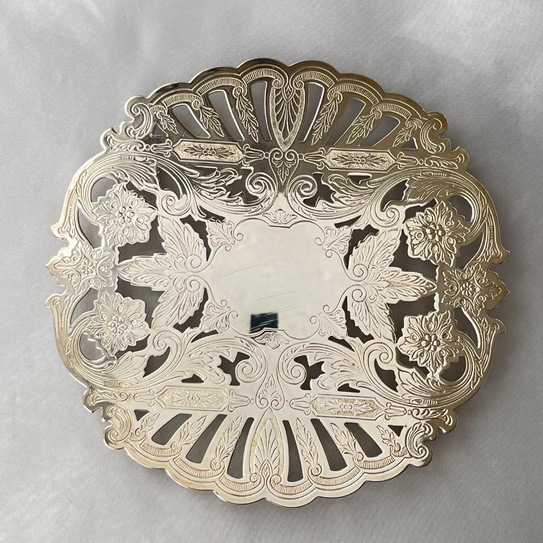 【Wallace 】ティーセンター / ティーポット敷 22cm