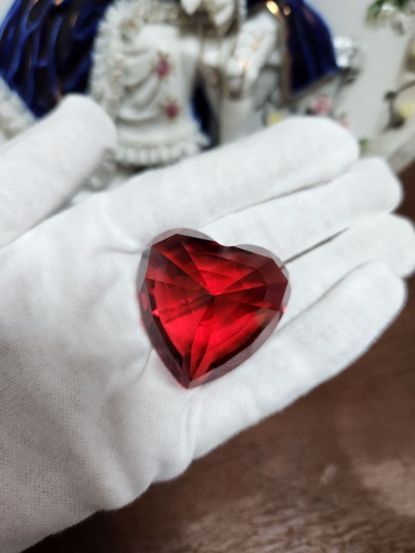 ハート型赤スワロスキー置物2個 スワン刻印