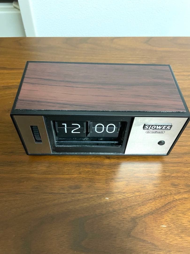 Slower Bradham オートフリップクロック