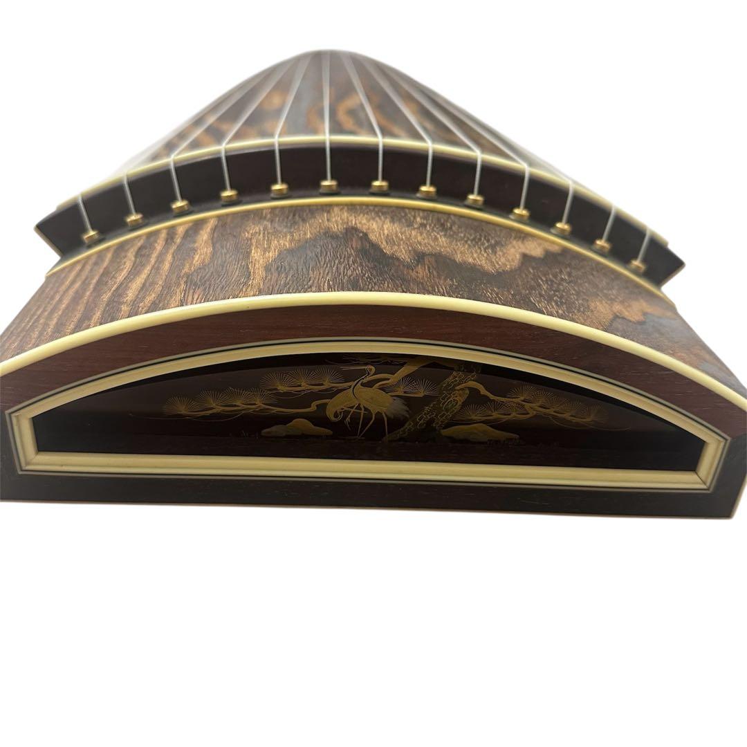 お琴 弦楽器 上角作り くり甲 すだれ彫り 琴柱14個 猫足 13弦