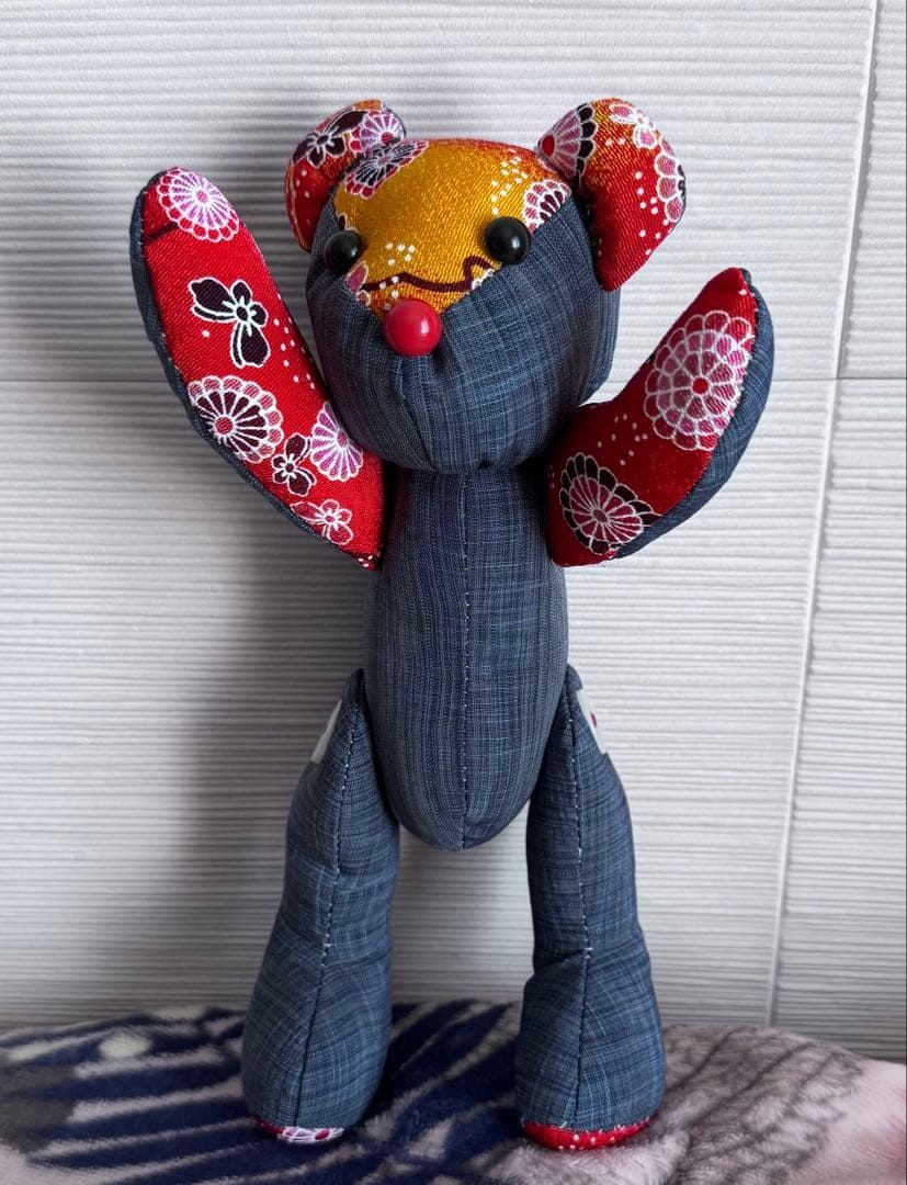 着物クマ ぬいぐるみ テディベア クマ 手縫い リサイクル着物