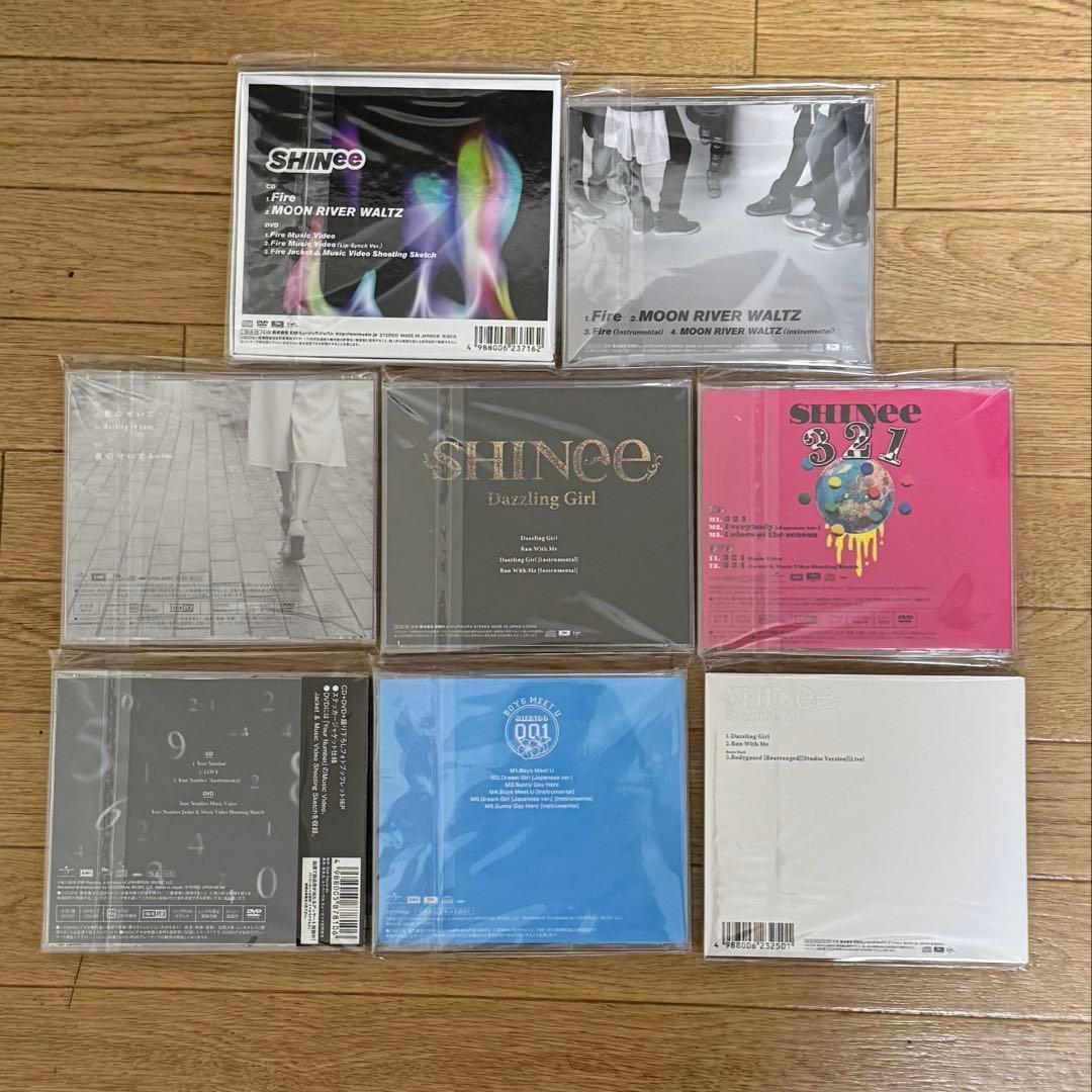 SHINee トレカ シャイニー DVD CD ペンライト 会報 グッズ