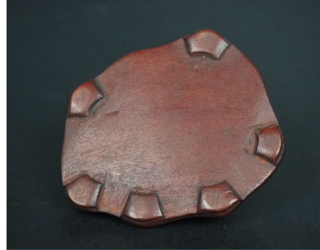 送料無料　水石愛好家蔵品放出 ミニ古い珍石　2.6ｃｍ　木台座付