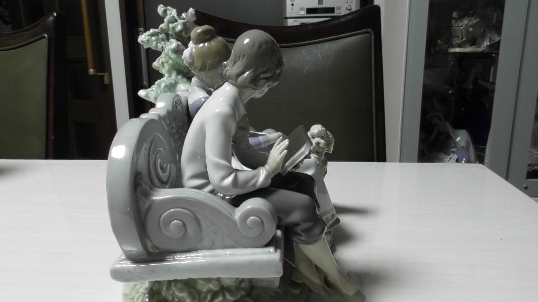 LLADRO　リヤドロ　【ときめき】２　陶器　リアドロ　インテリア　Ｌ373