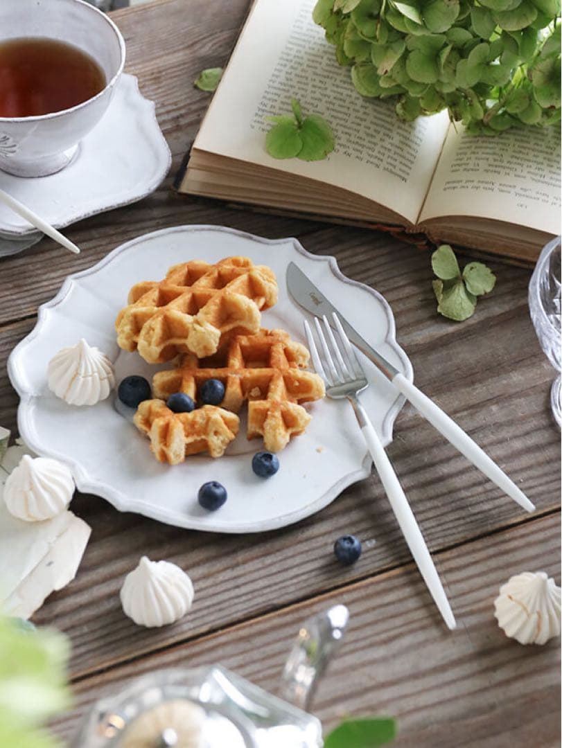 新品Cutipol カトラリーGOA WHITE x SILVER