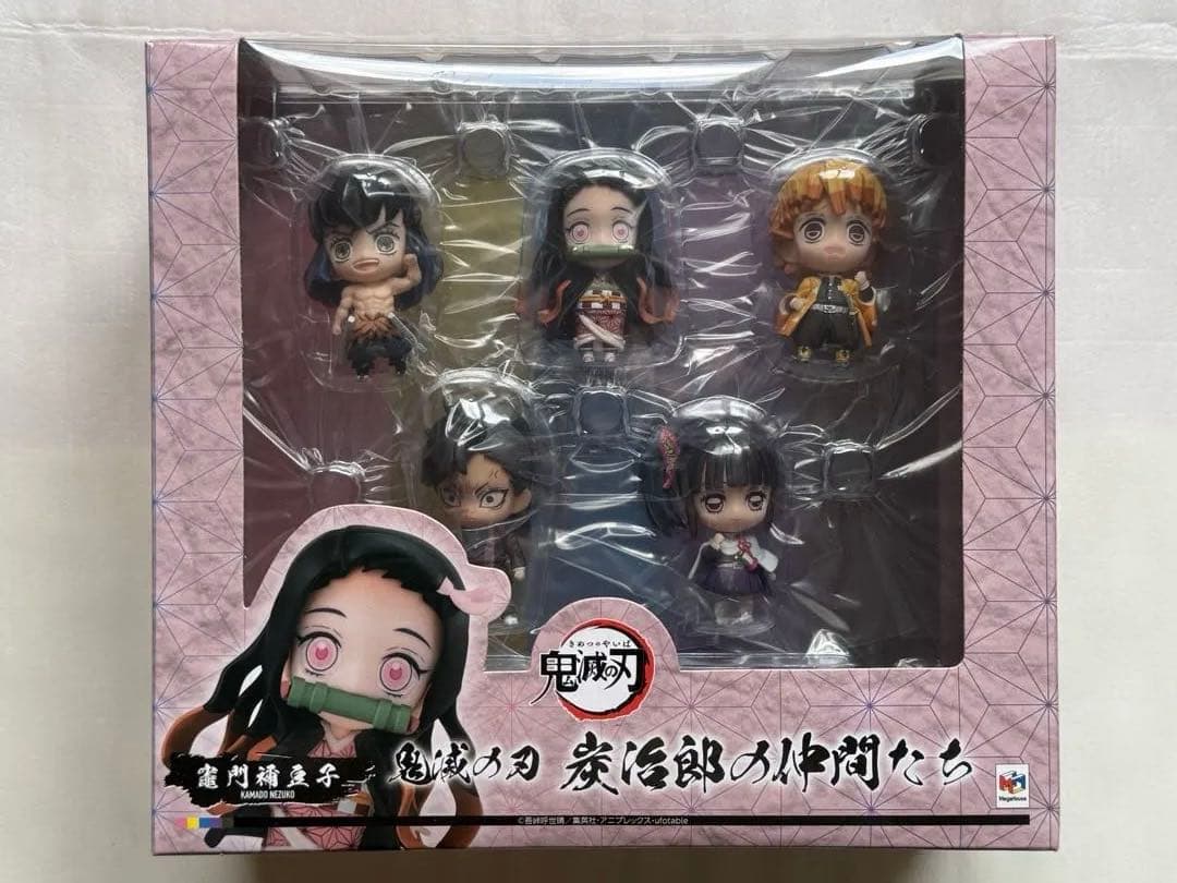 鬼滅の刃　炭治郎と仲間たち　炭治郎と柱たちＡＢ　全３種類セット