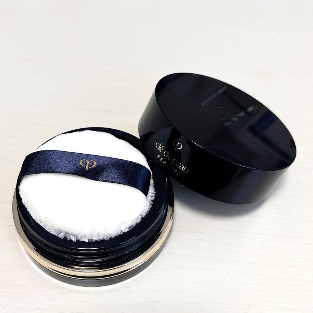 クレ・ド・ポー ボーテ プードルトランスパラントn M (1 ライト)