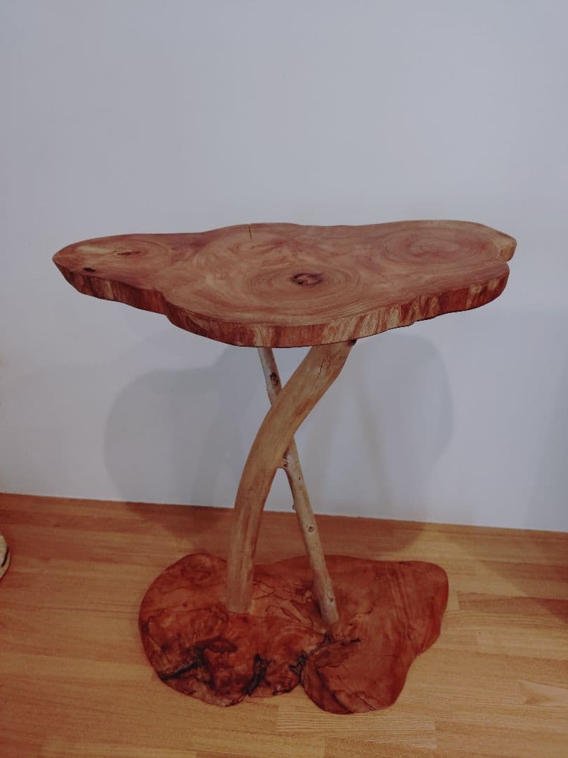 古材と流木のサイドテーブル！！