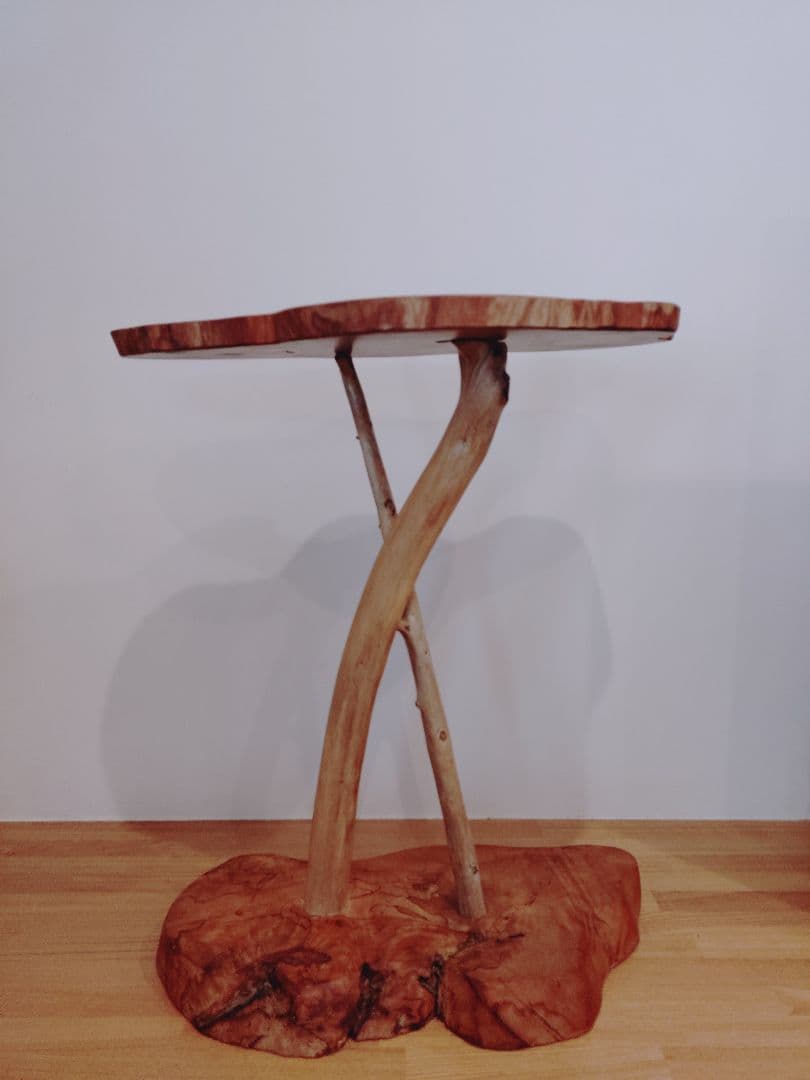 古材と流木のサイドテーブル！！