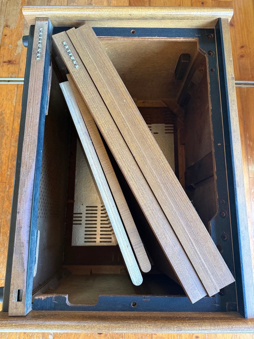 National レトロ　テレビ台