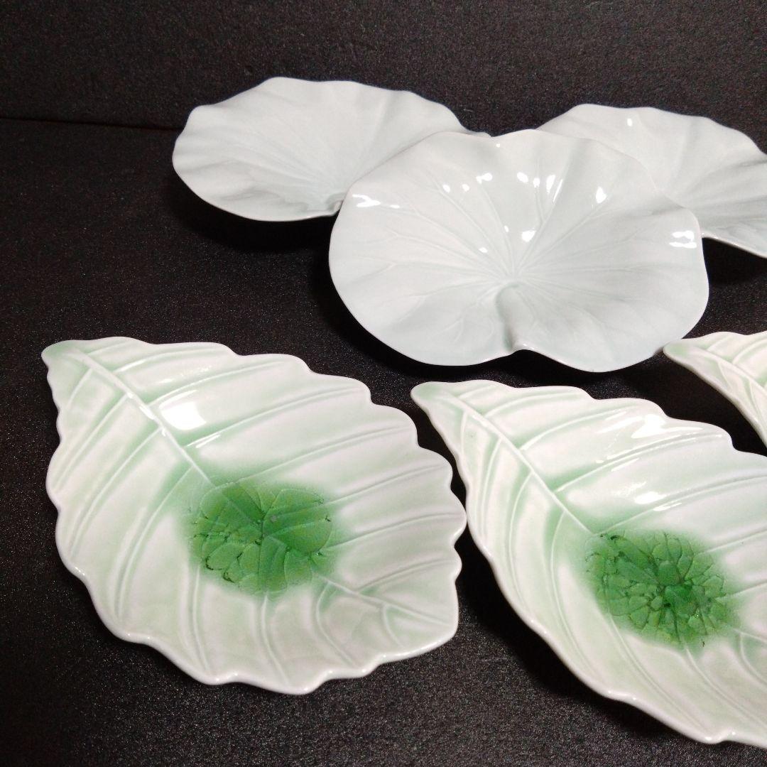 未使用 波佐見焼 光琳窯 葉型 3点脚銘々皿3枚 リーフ型3枚　お祝い