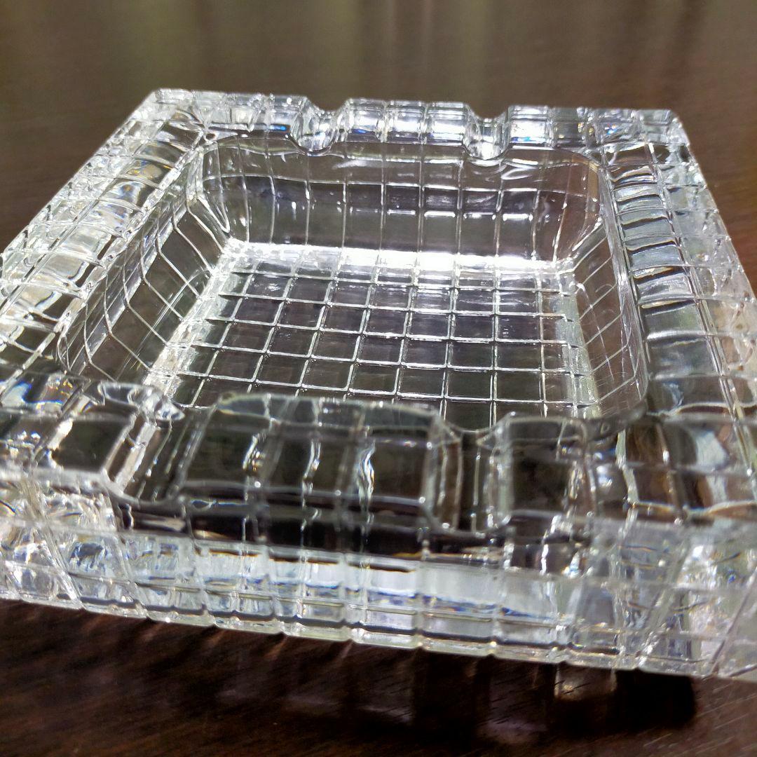 ガラス製 クリスタル 四角 卓上灰皿 2個セット - メルカリ