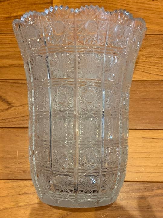 値下げしました！ボヘミアグラス　花瓶　16×20.5cm