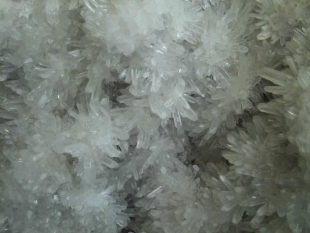 水晶クラスター原石　台座付　パワーストーン　浄化8800g