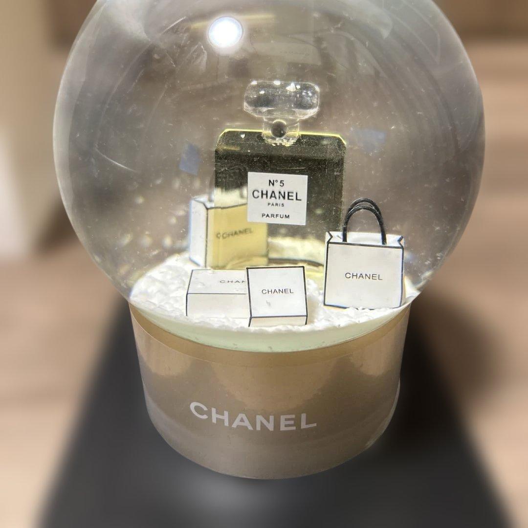 CHANEL スノードーム 香水ボトルデザイン
