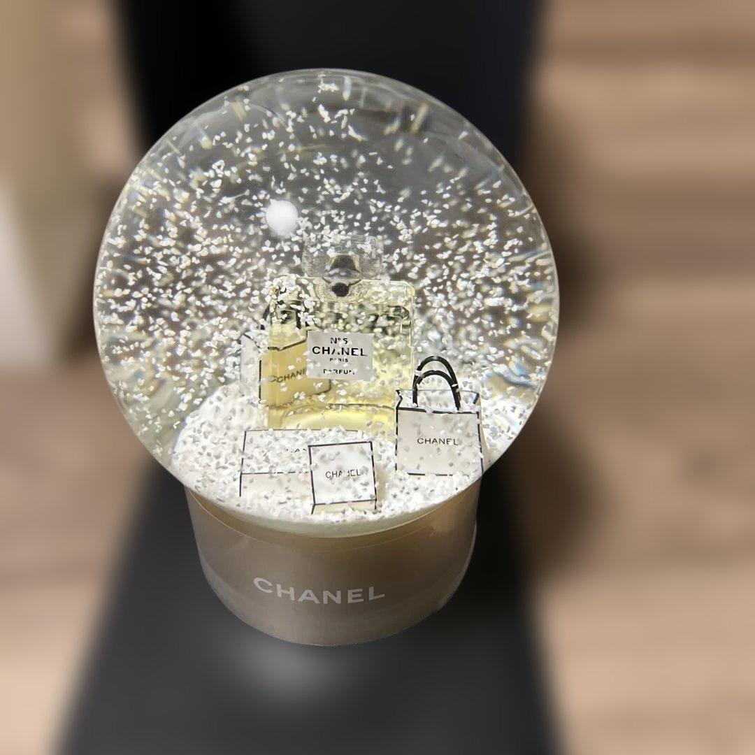 CHANEL スノードーム 香水ボトルデザイン