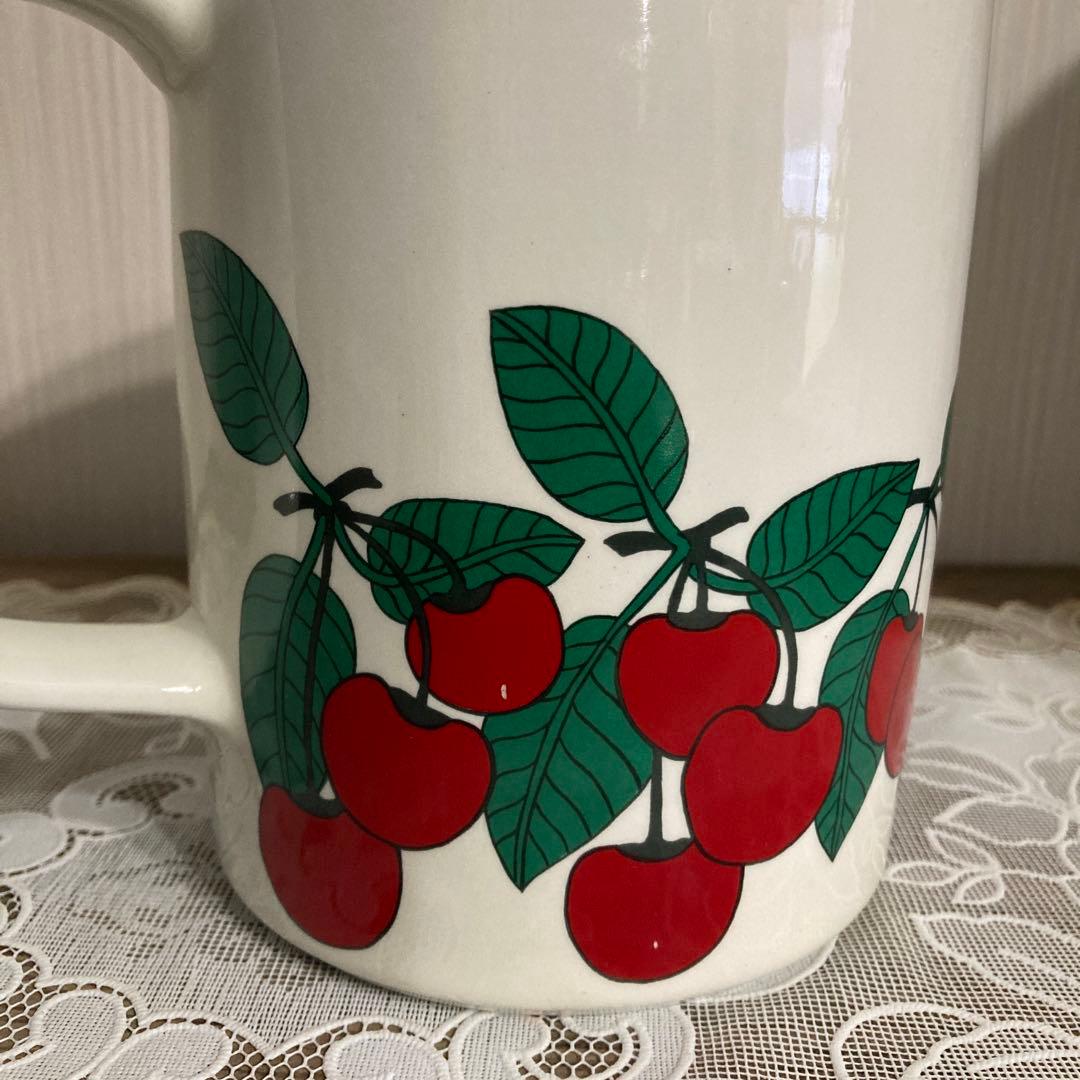 アラビア　キルシッカ　ピッチャー