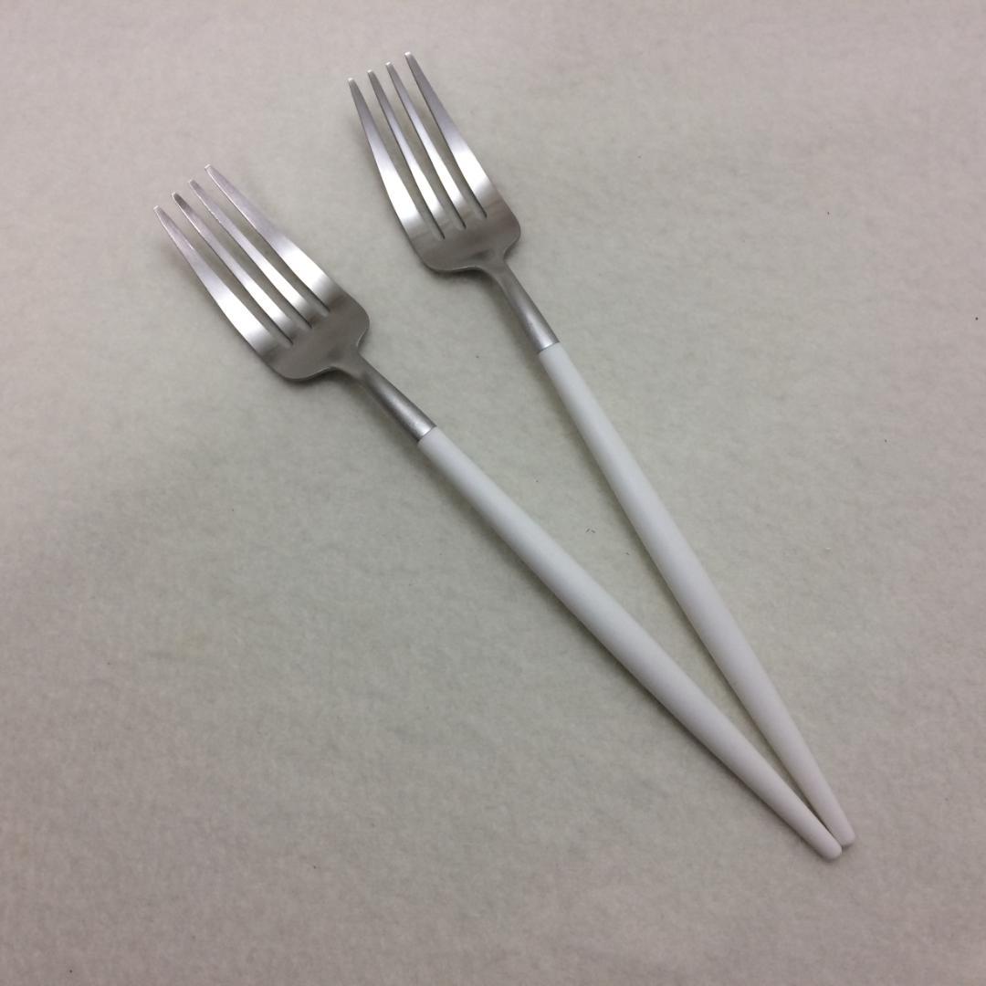 セール価格　クチポール　GOA　ホワイト＆シルバー　ディナー３種+レスト×各２