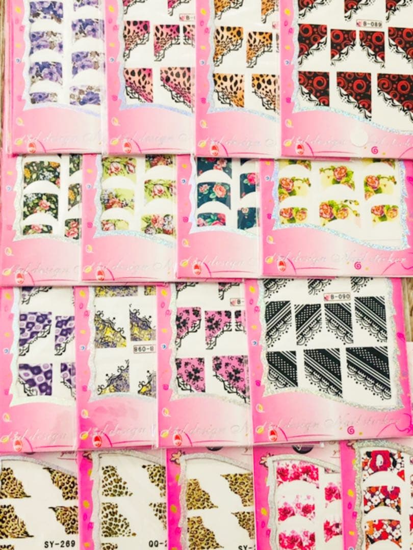 新品未使用★ネイルアートシール他41個まとめ売りウォーターシールラインストーン